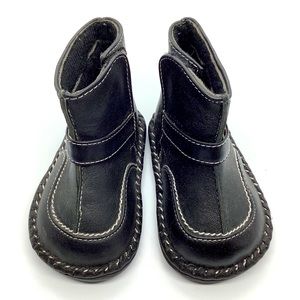 See Kai Run baby booties leather faux fur lined